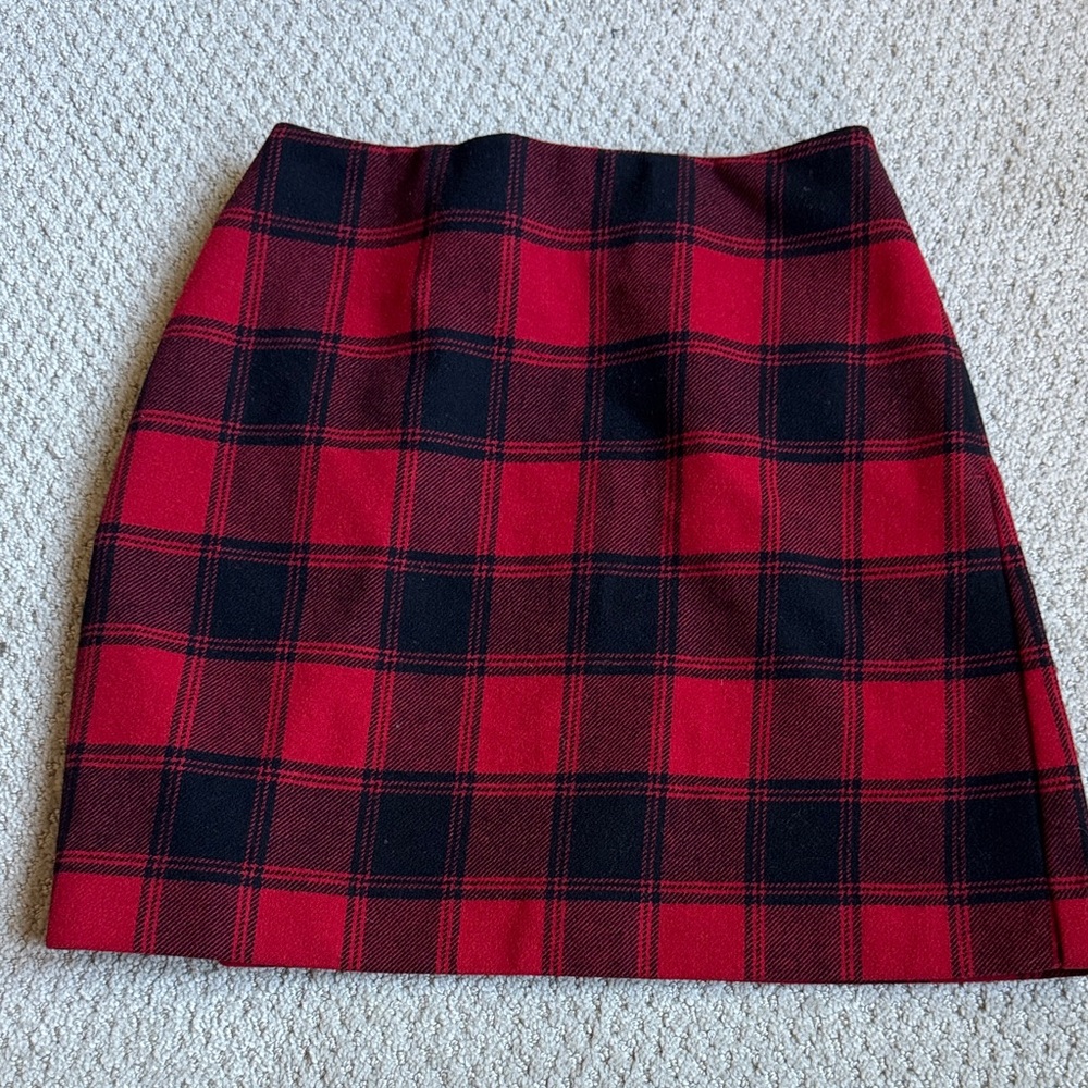 Uniqlo Red and Black Plaid Skirt